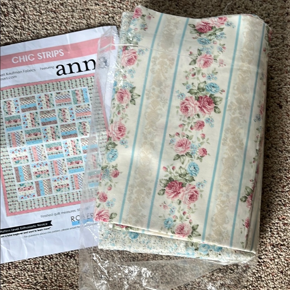 Chic Strips Quilt Kit